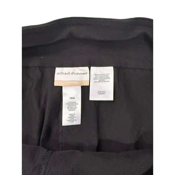 Alfred Dunner Black Stretch Pull On Dress Pants Capris Crop Womens Plus Size 18W - Picture 3 of 6